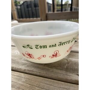 Vintage 1950s Hazel Atlas Tom and Jerry Milk Glass Egg Nog Christmas Bowl